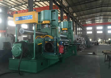 W11S-40x2500型上輥萬能式數(shù)控卷板機